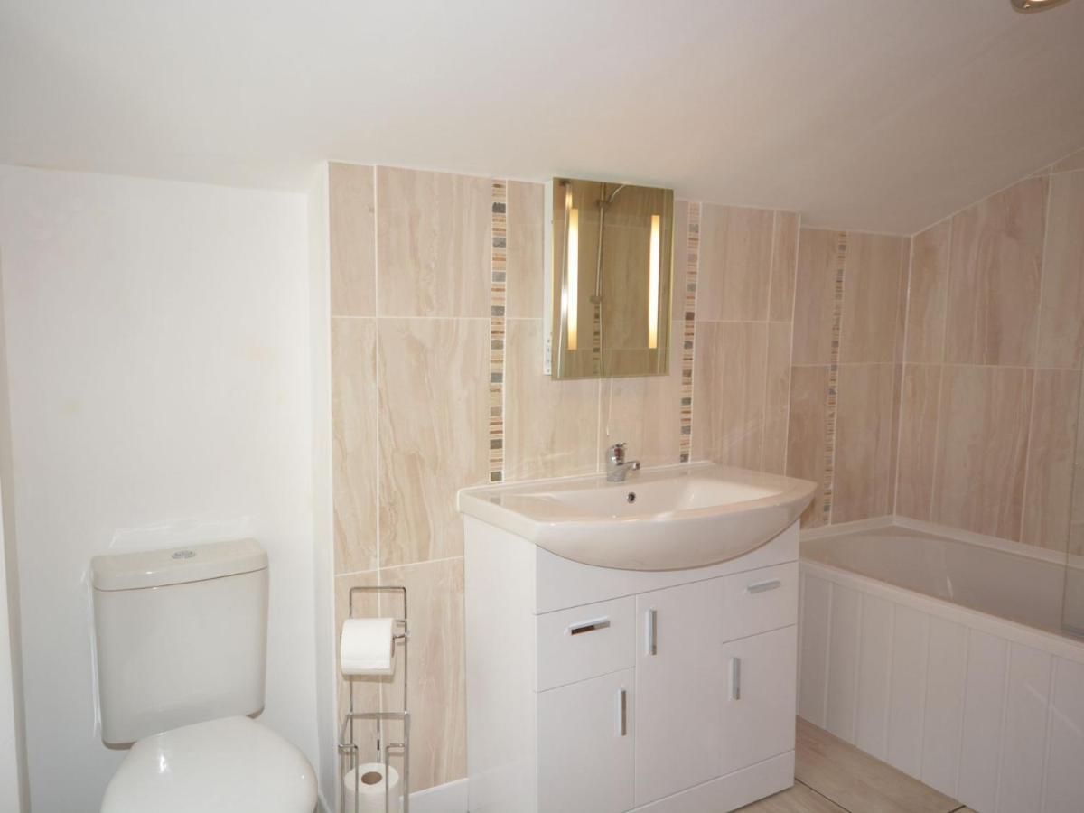 2 Bed In Wells Vespe Villa Buitenkant foto